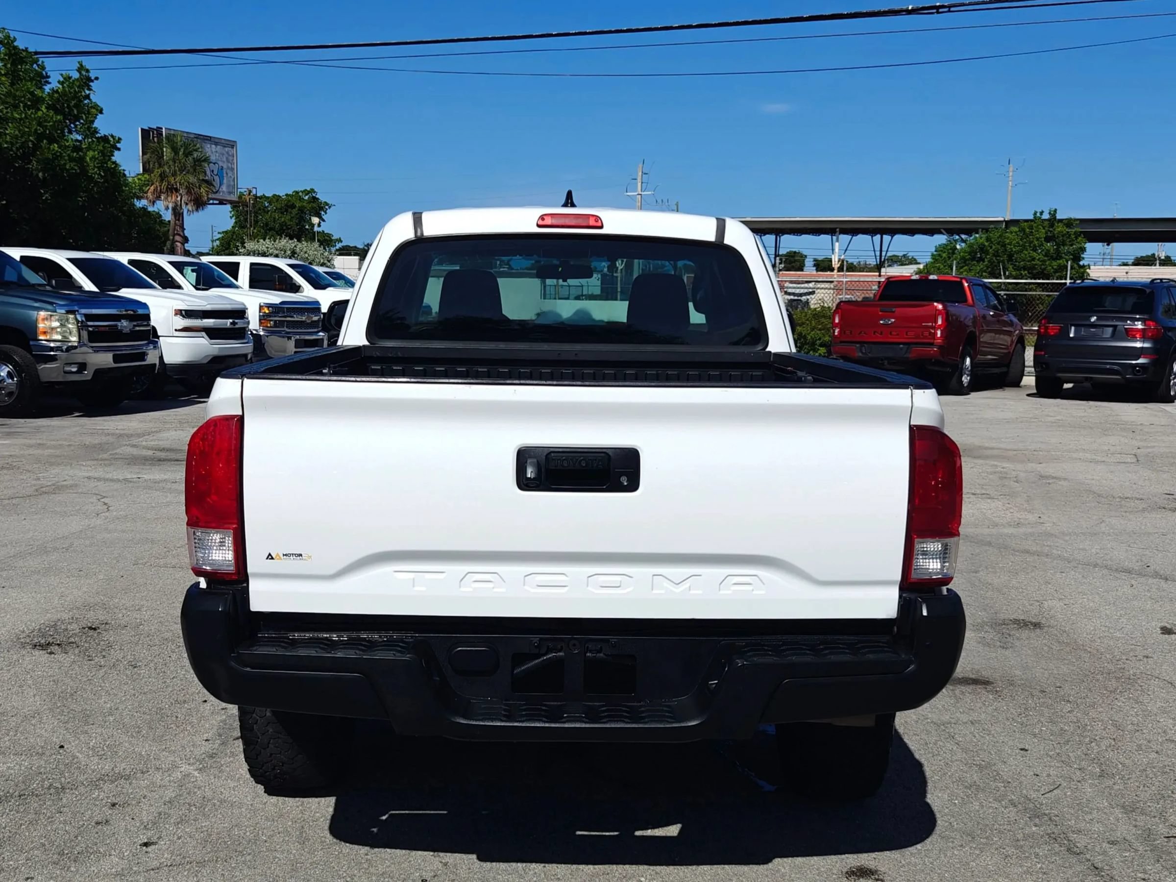 Used 2017 Toyota Tacoma SR RWD image 6