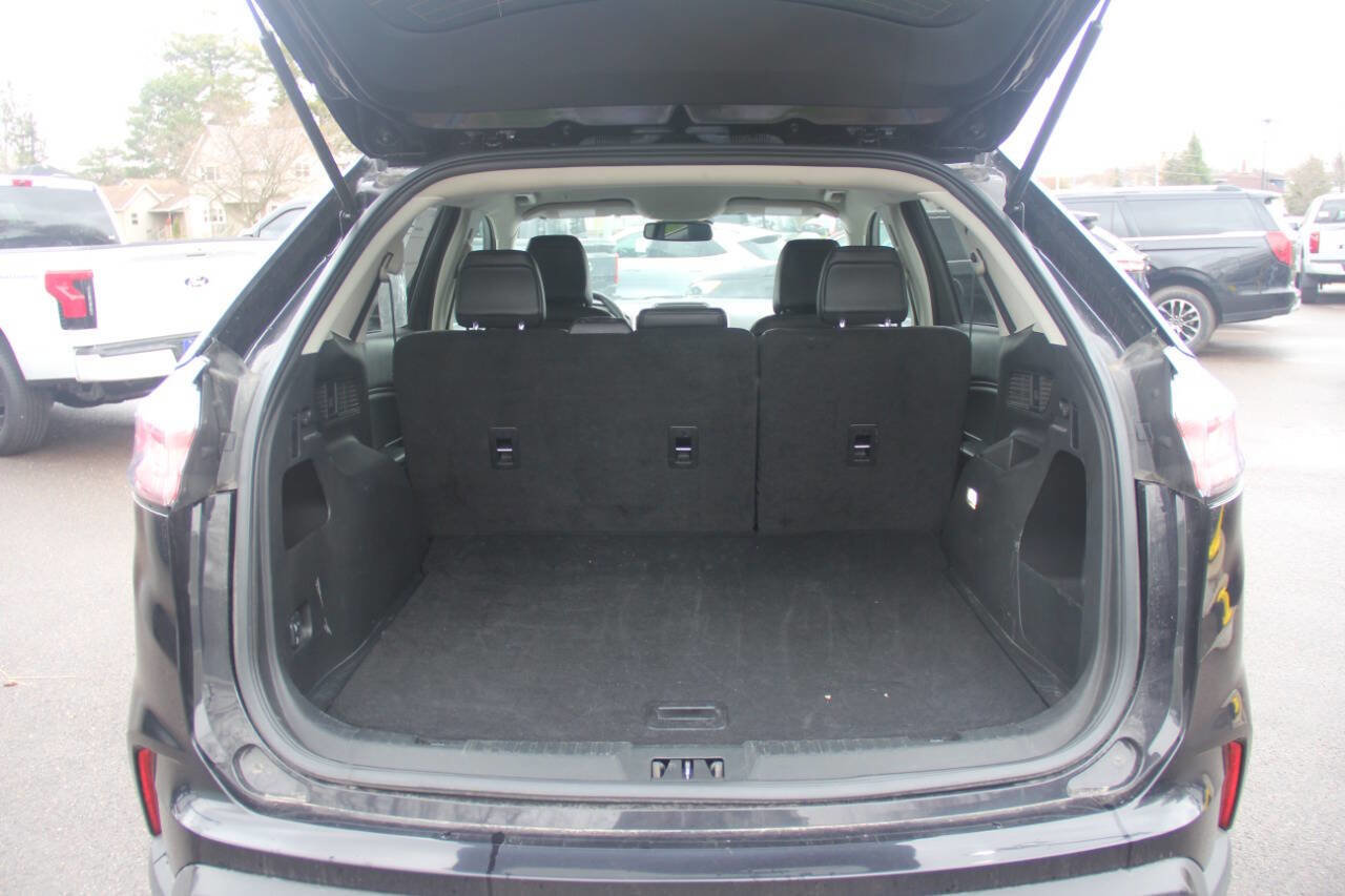 Certified 2024 Ford Edge SEL image 11