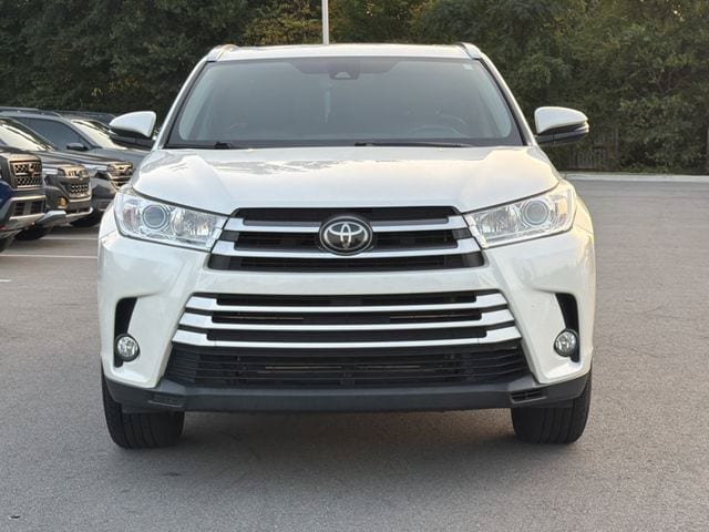 Used 2018 Toyota Highlander XLE FWD image 7