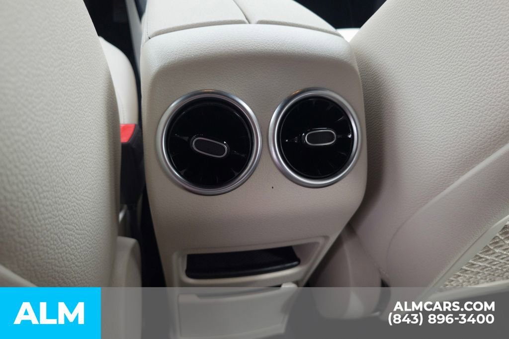 Used 2025 Mercedes-Benz GLA 250 4MATIC image 21