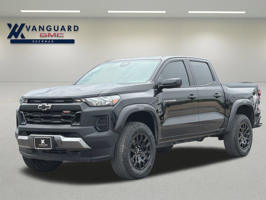 Used 2023 Chevrolet Colorado Trail Boss image 7