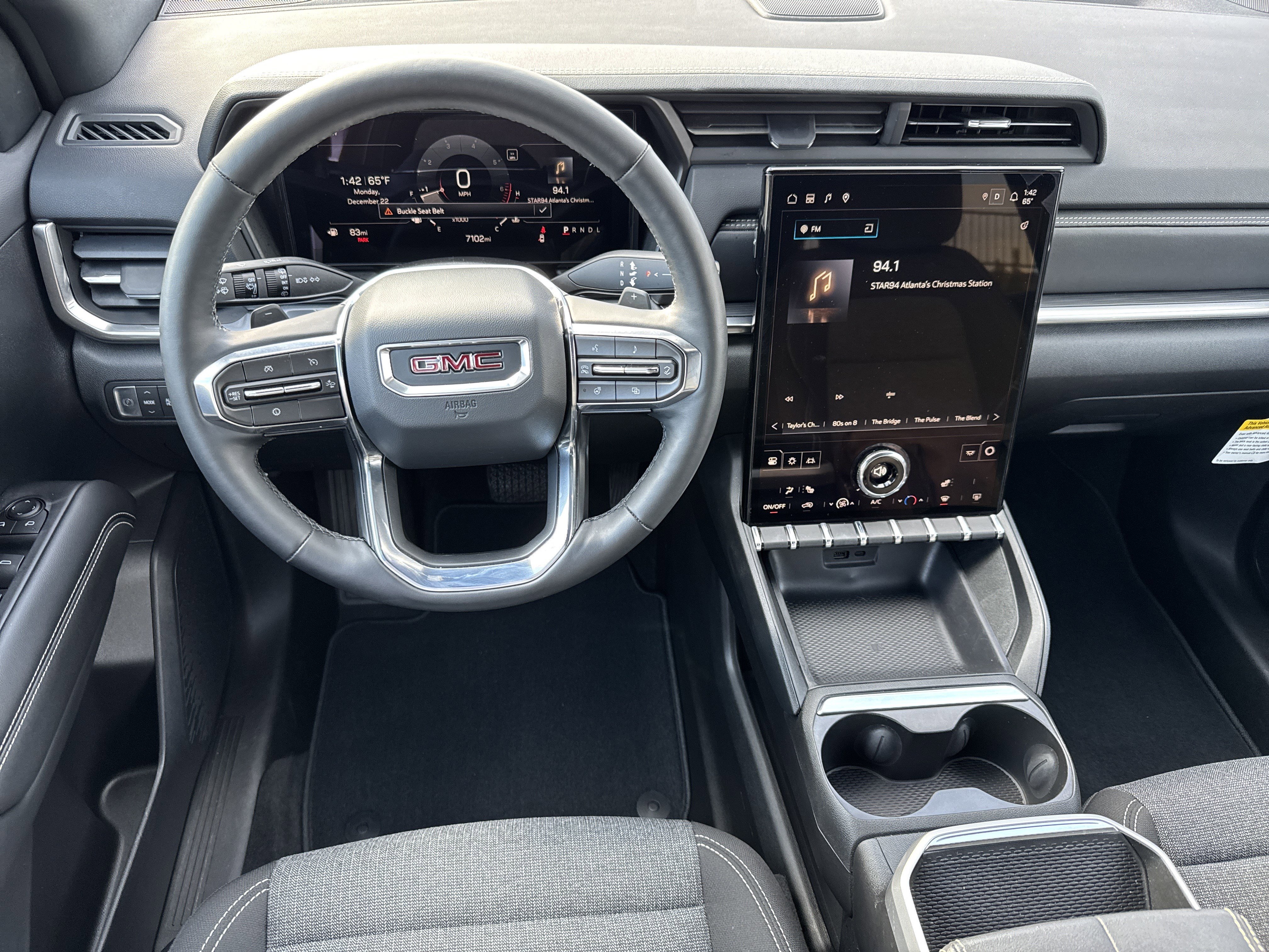 Used 2026 GMC Terrain Elevation w/ Technology Package II image 18