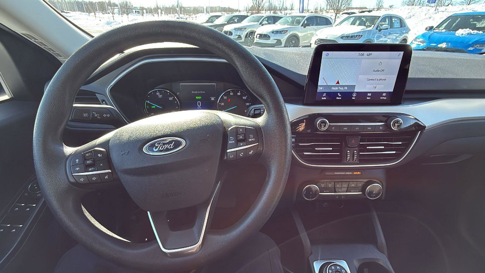 Used 2022 Ford Escape SE image 26
