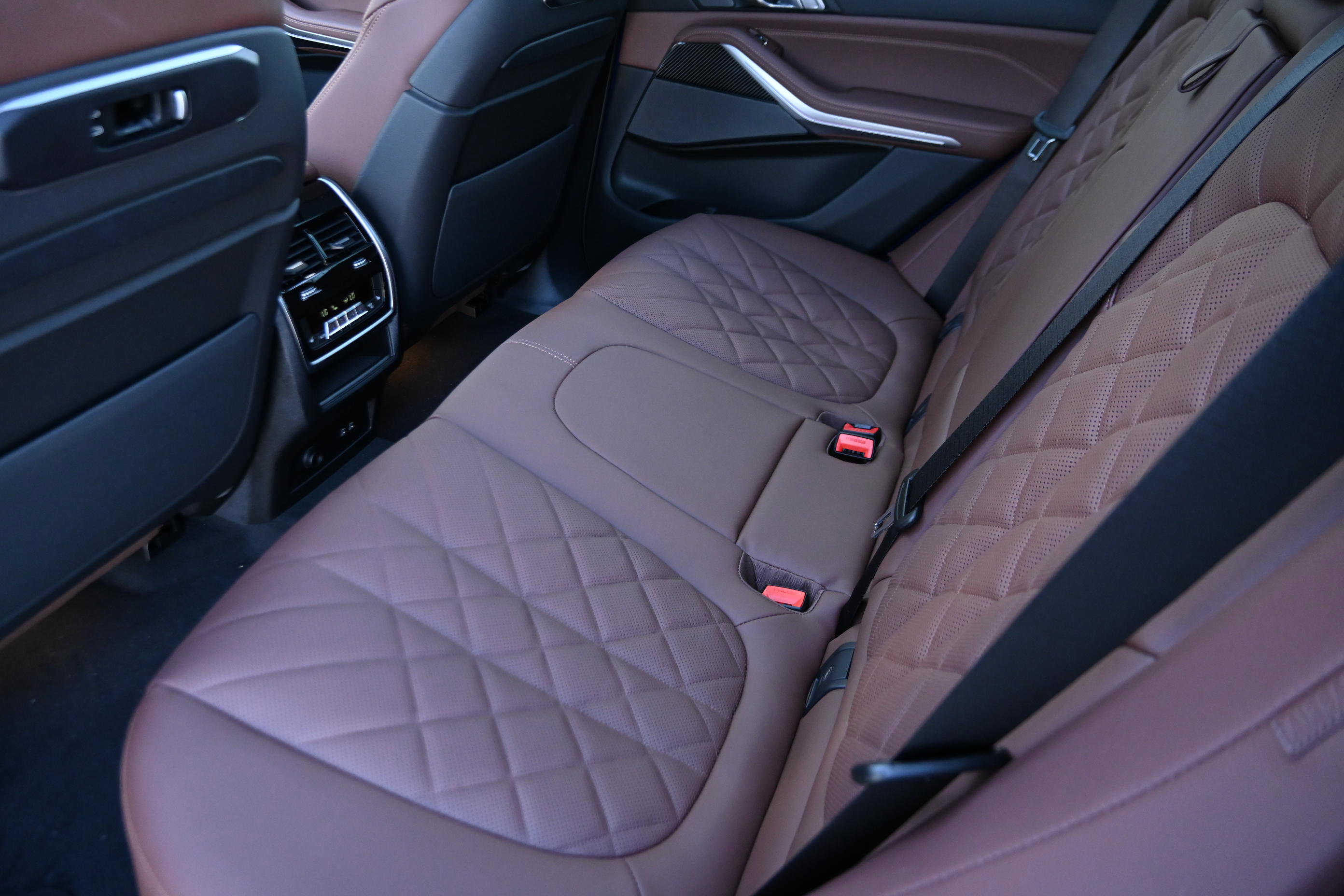 New 2026 BMW X5 M60i image 10