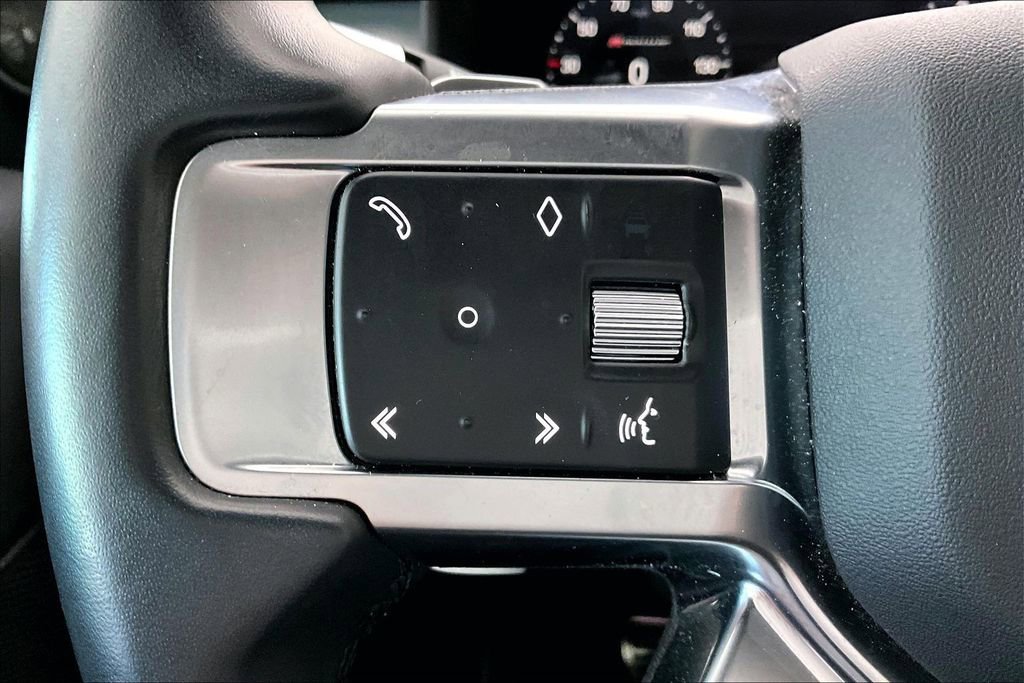 Used 2022 Land Rover Discovery S R-Dynamic image 26