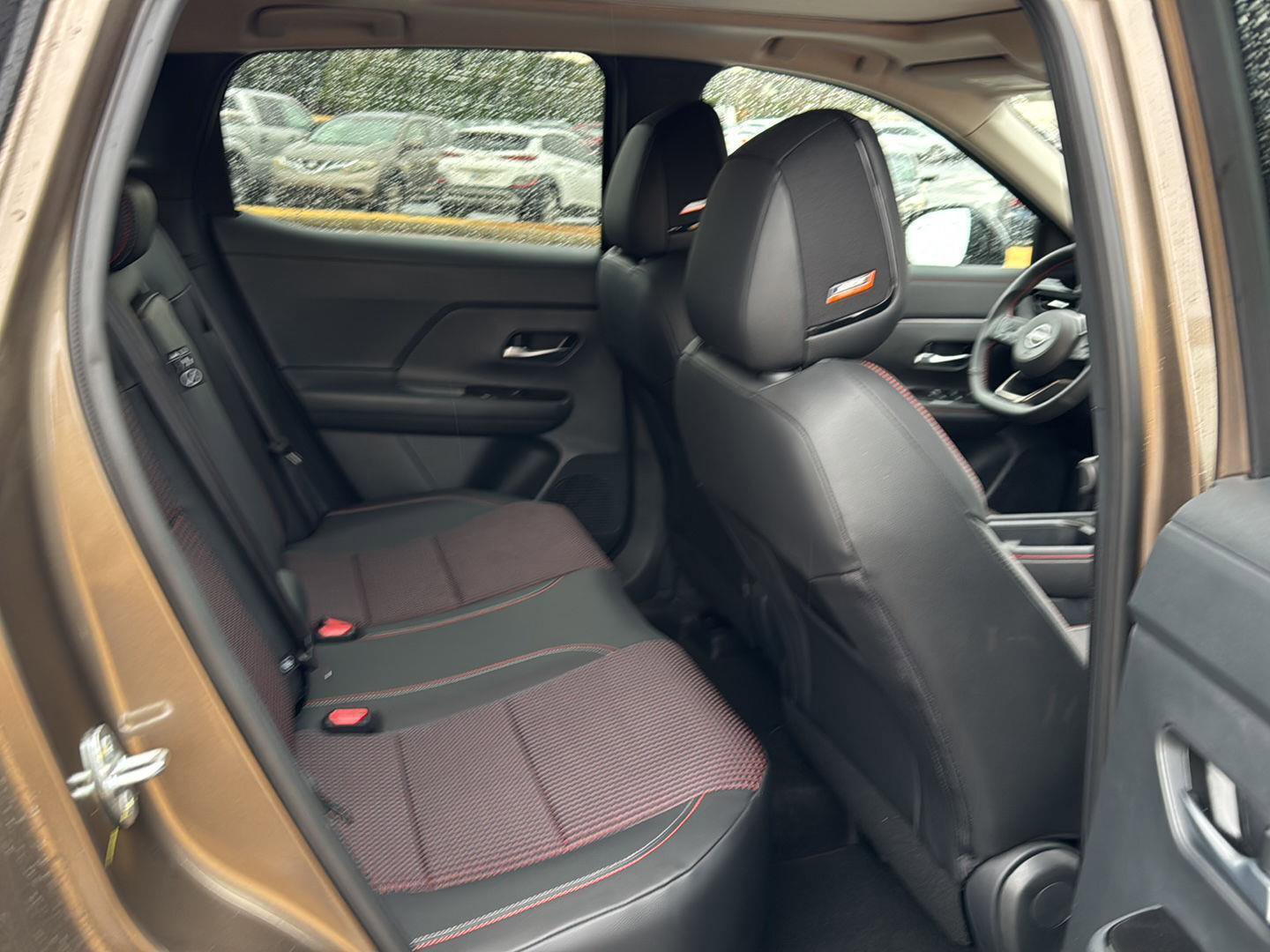 Used 2026 Nissan Kicks SR w/ SR Premium Package image 11