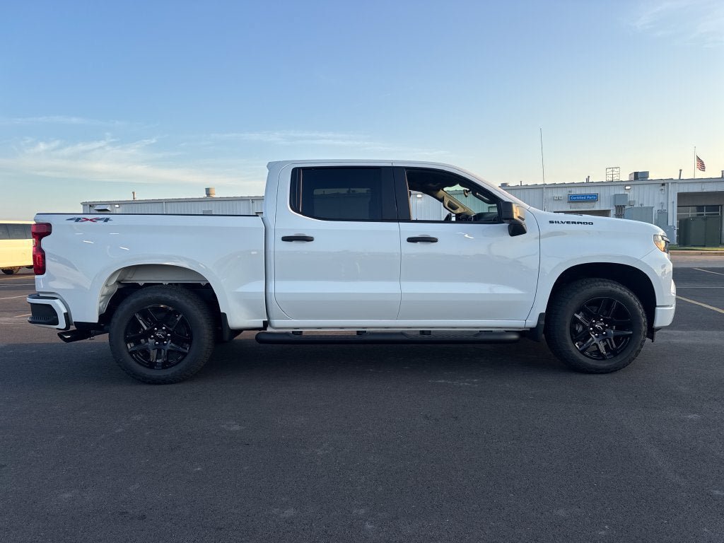 New 2026 Chevrolet Silverado 1500 Custom w/ Turbomax Blackout Package AWD/4WD image 7