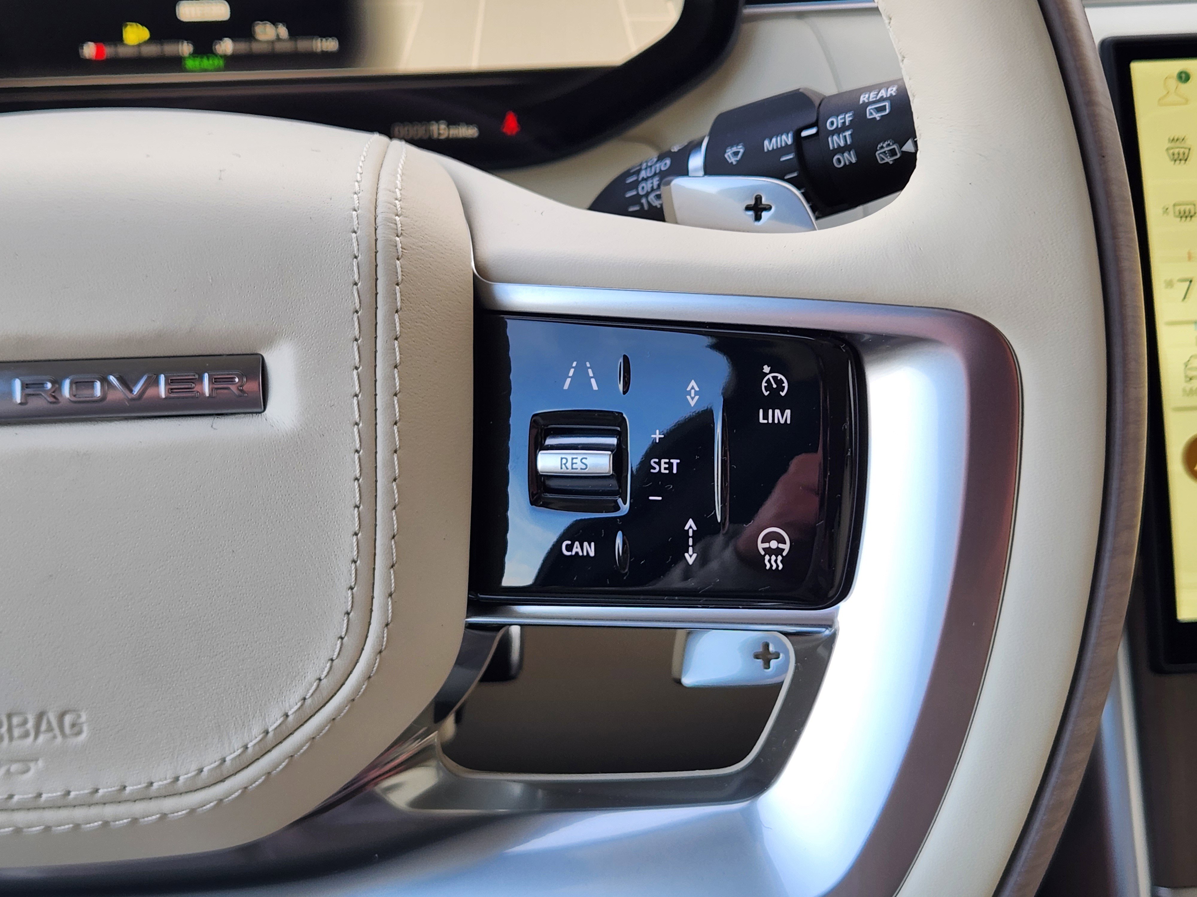 New 2026 Land Rover Range Rover SE image 30