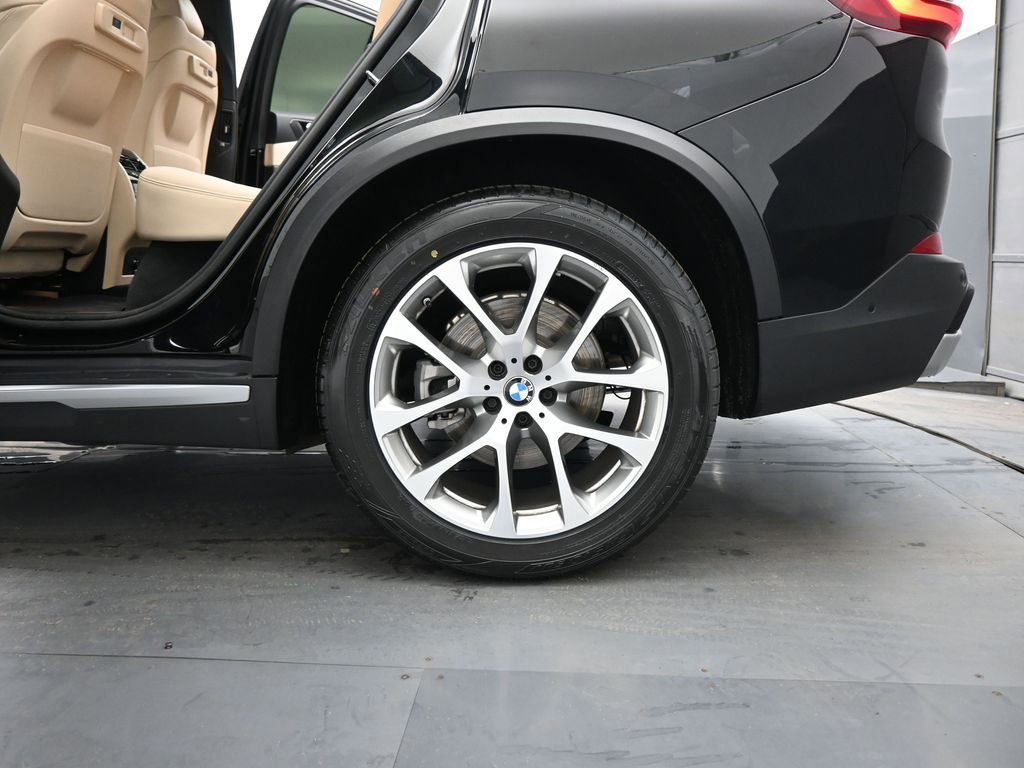 Used 2020 BMW X5 xDrive40i w/ Convenience Package image 24