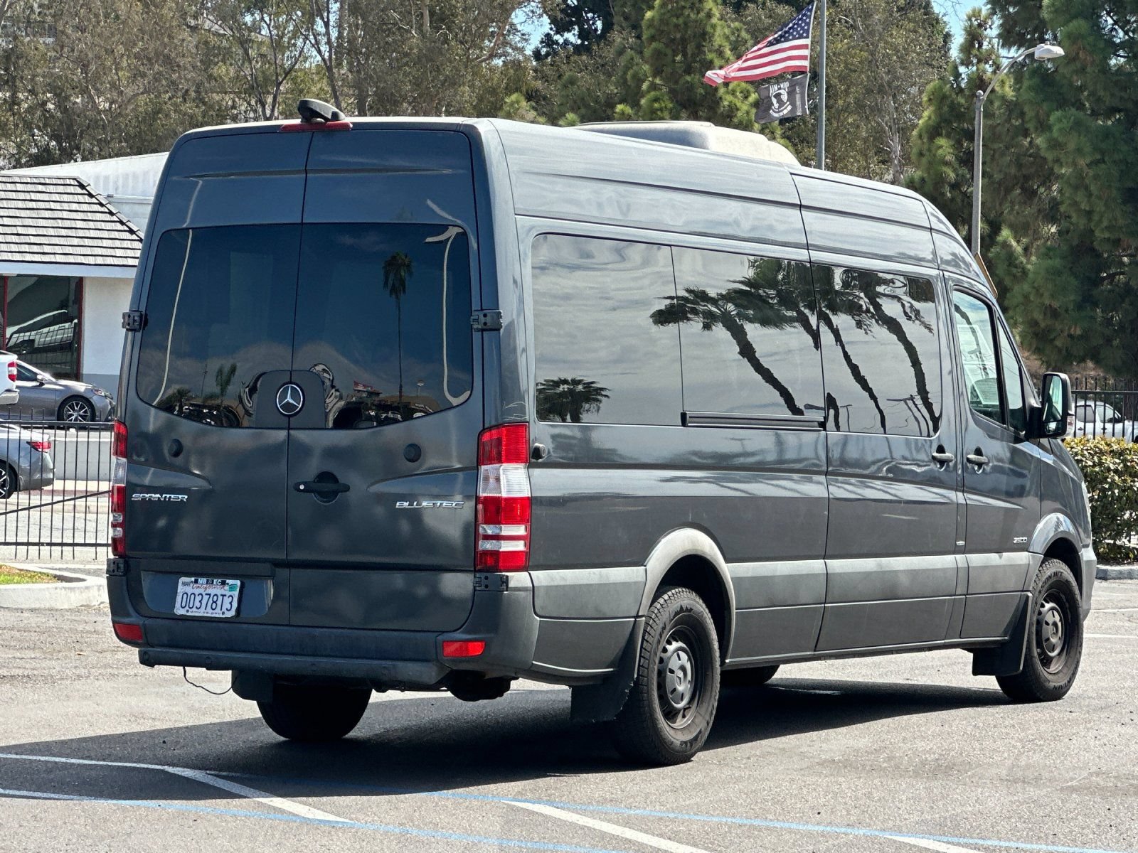 Used 2015 Mercedes-Benz Sprinter 2500 image 5