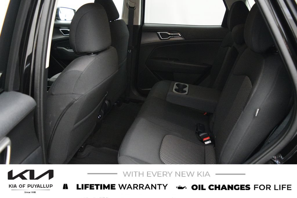 New 2027 Kia Sportage LX FWD image 12