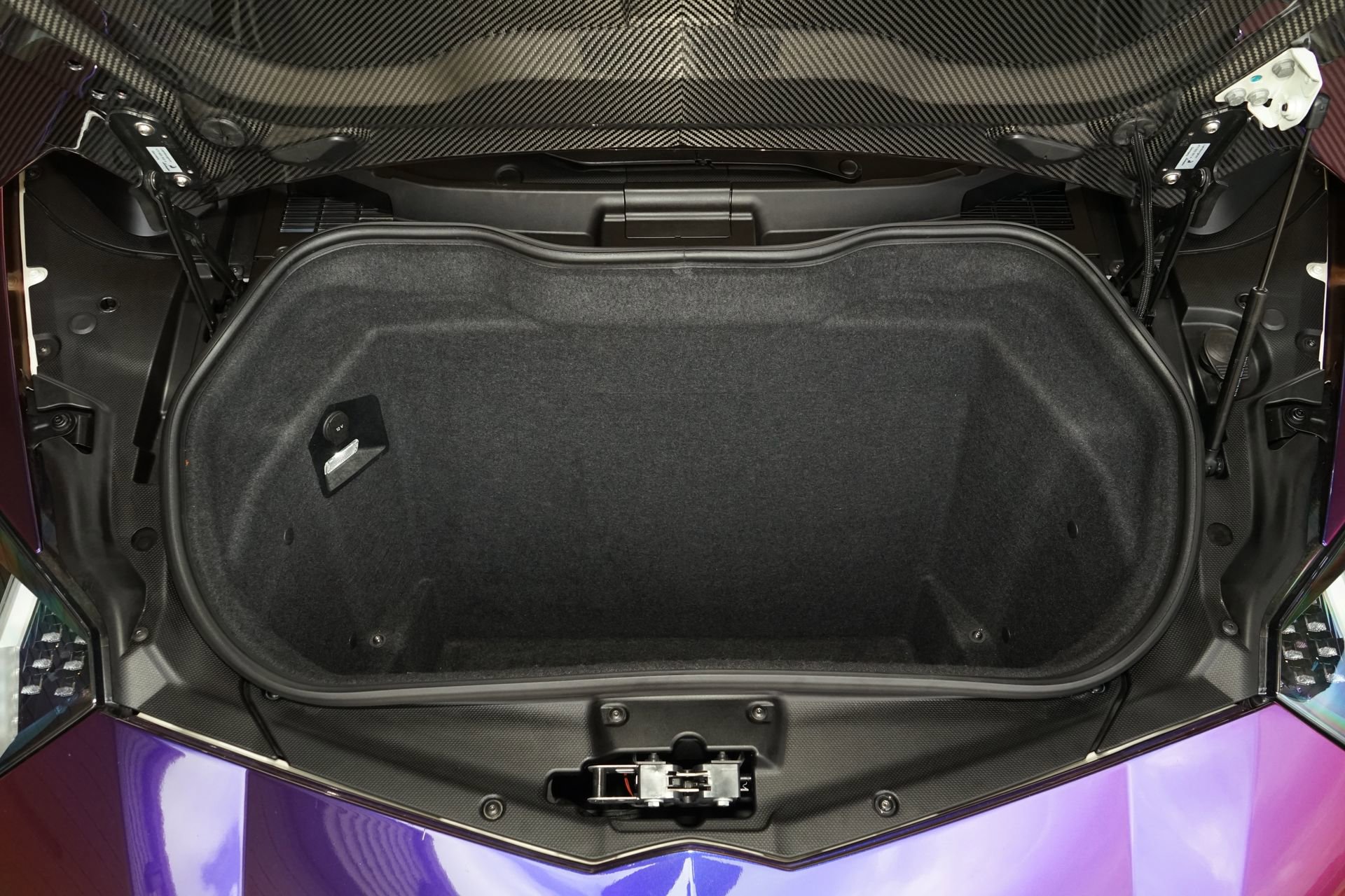 Used 2017 Lamborghini Aventador S image 32