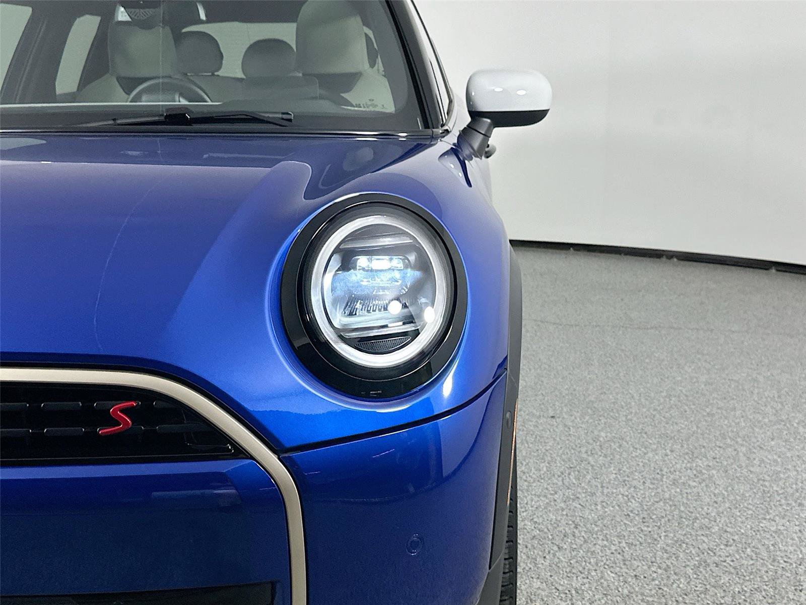 Used 2025 MINI Cooper S FWD image 7