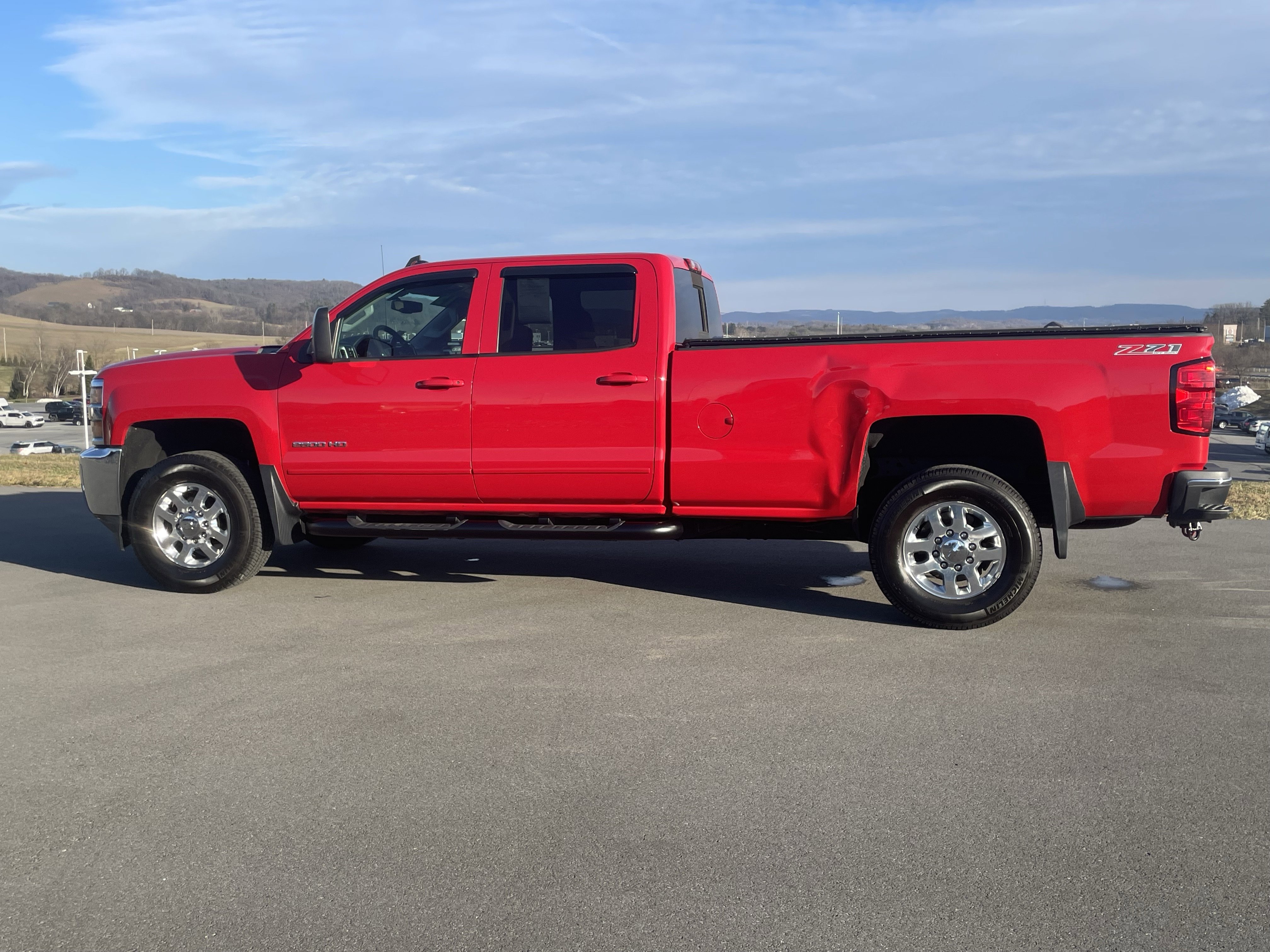 Used 2015 Chevrolet Silverado 2500 LT w/ LT Convenience Package image 7