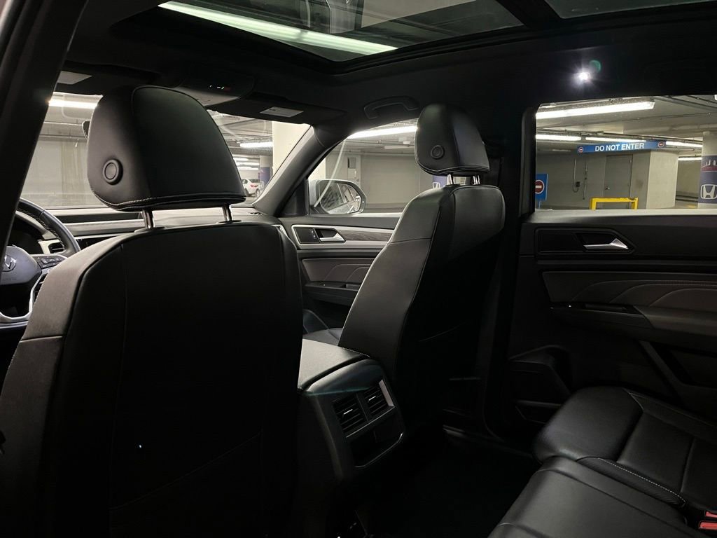 Used 2023 Volkswagen Atlas Cross Sport SE w/ Panoramic Sunroof Package image 24