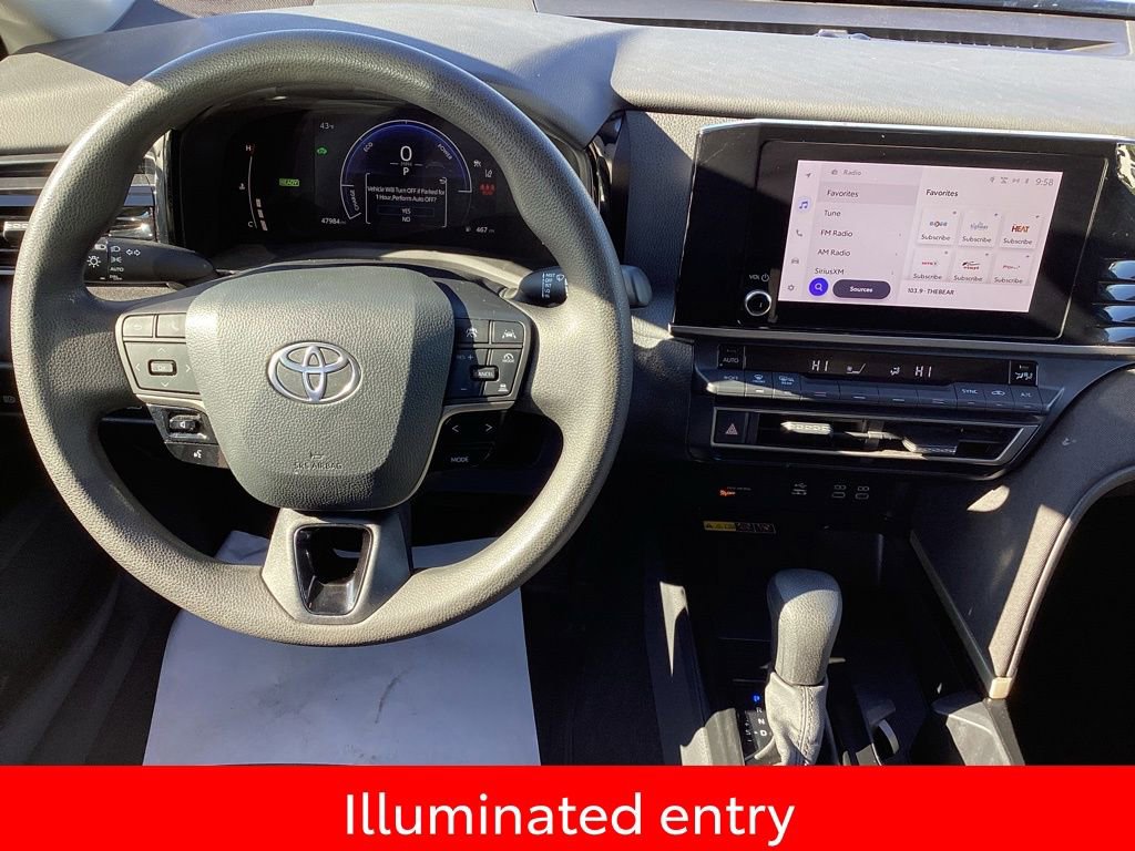 Used 2025 Toyota Camry LE FWD image 14