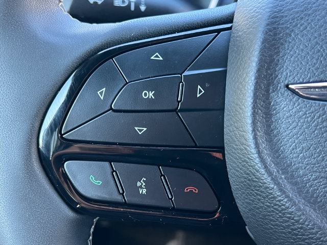 Used 2023 Chrysler Pacifica Limited w/ Uconnect Theater Family Group AWD/4WD image 25