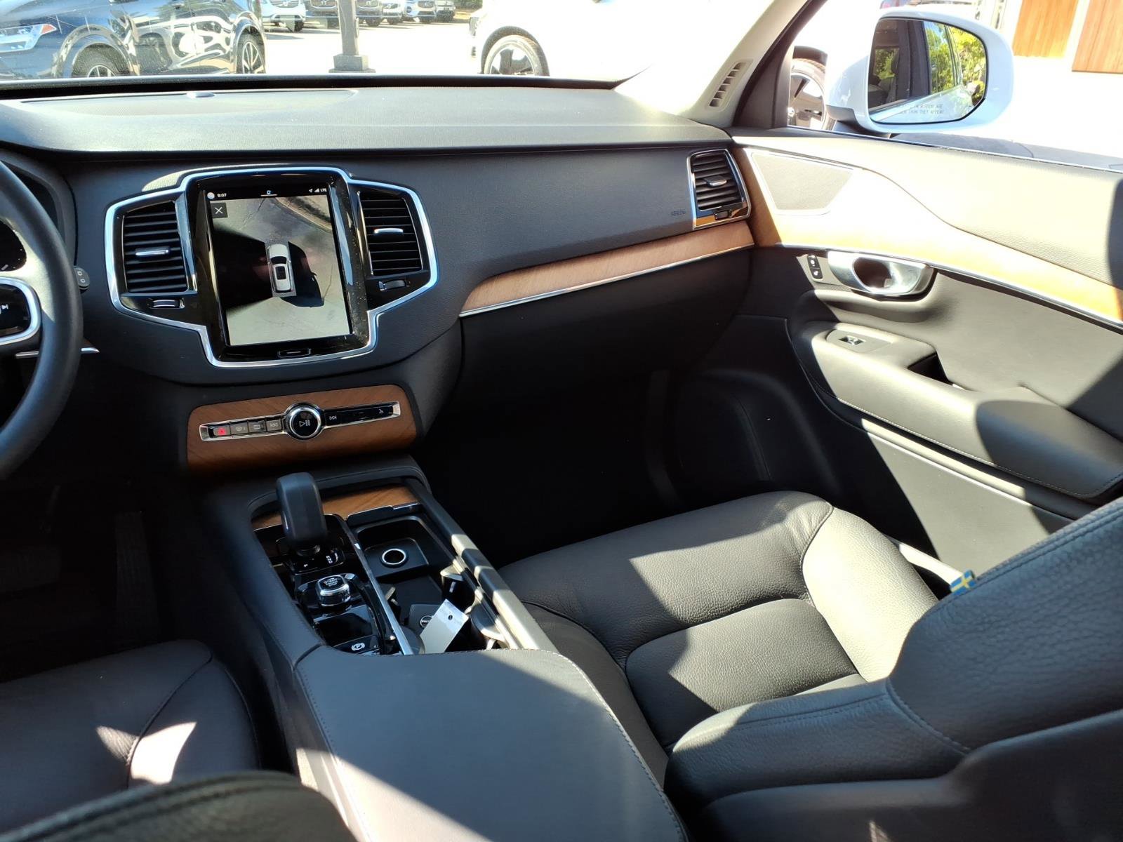 Certified 2023 Volvo XC90 B5 Plus w/ Protection Package Premier AWD/4WD image 15