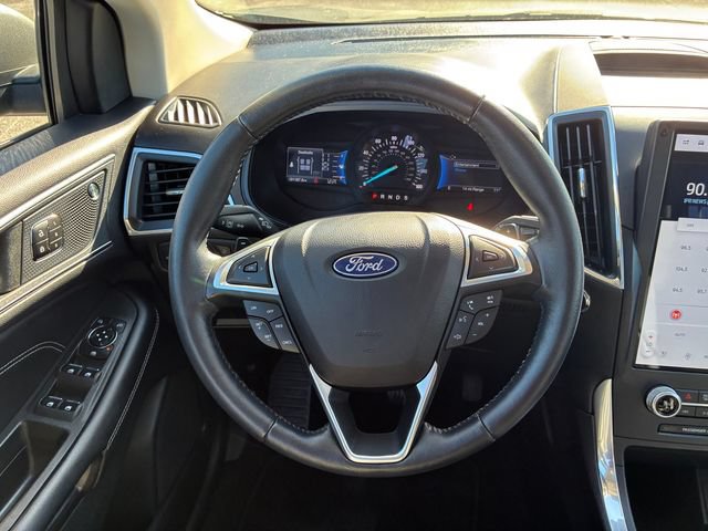 Used 2023 Ford Edge Titanium w/ Class II Trailer Tow Package AWD/4WD image 18
