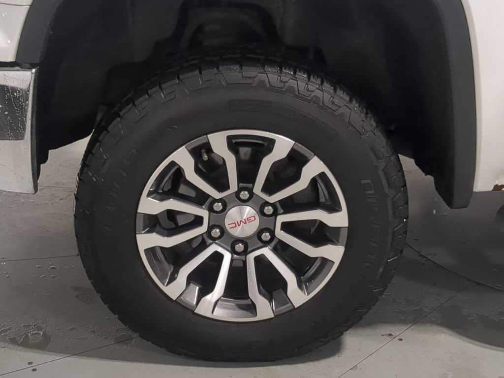 Used 2015 GMC Sierra 1500 SLE AWD/4WD image 16