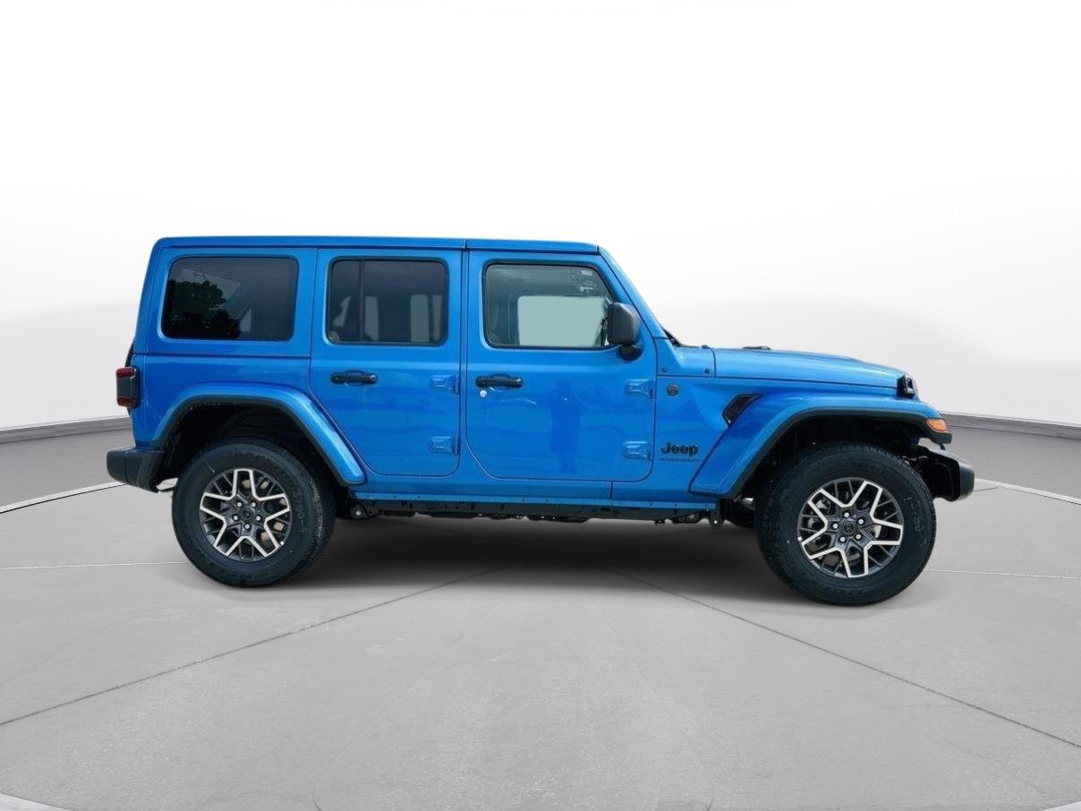 New 2025 Jeep Wrangler Unlimited Sahara w/ Technology Group AWD/4WD image 38