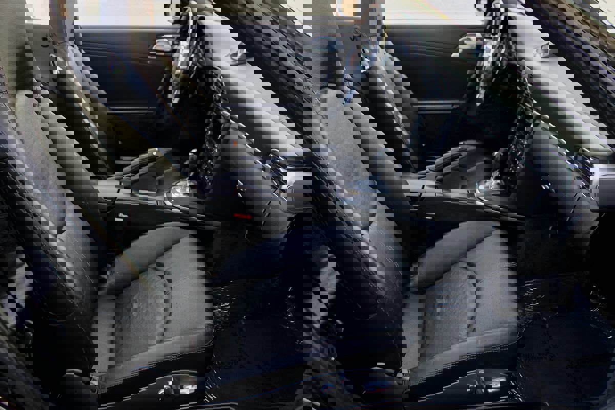 Used 2011 Porsche 911 Carrera 4S image 17