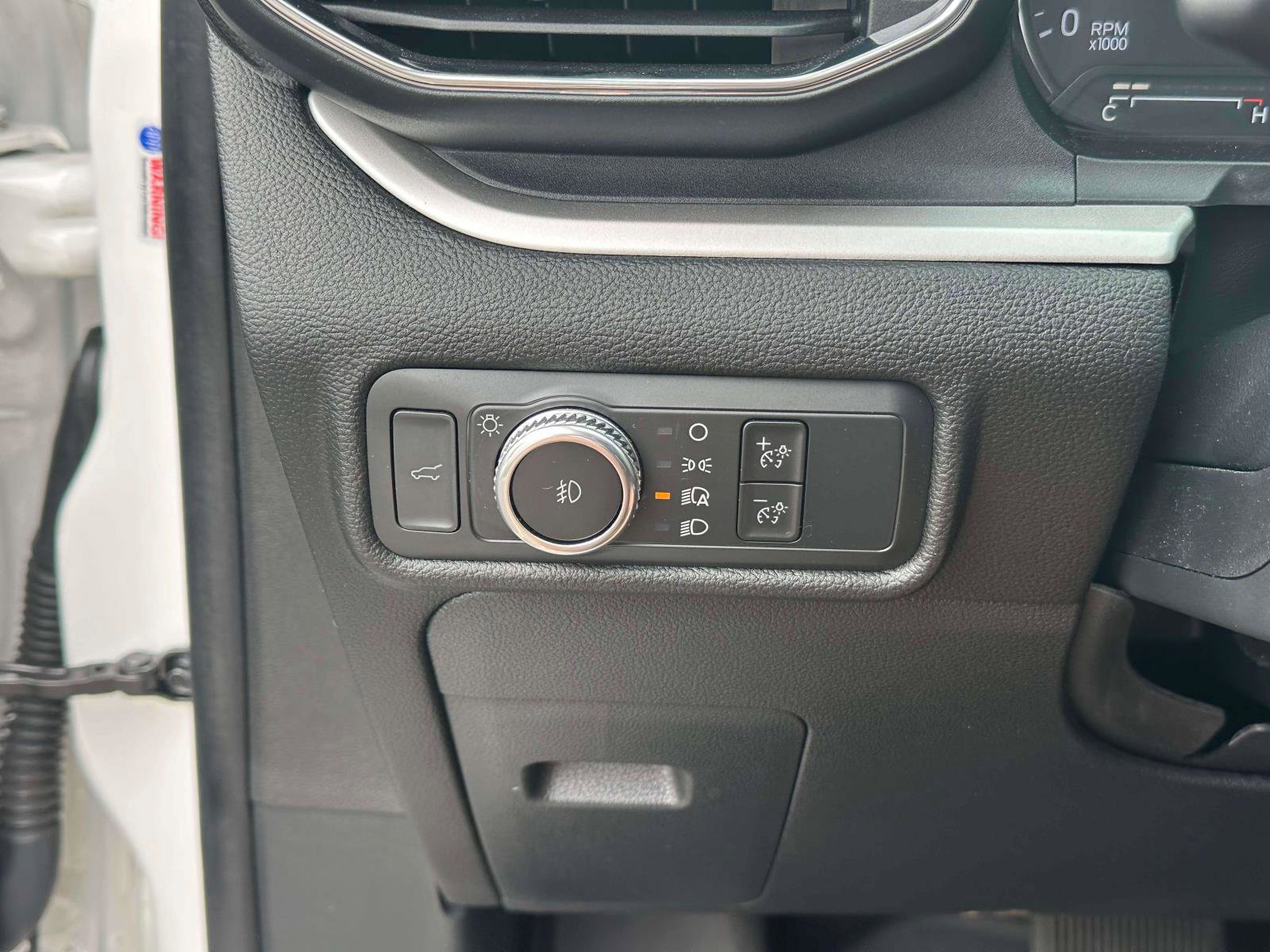 Used 2022 Ford Explorer XLT w/ Equipment Group 202A image 21