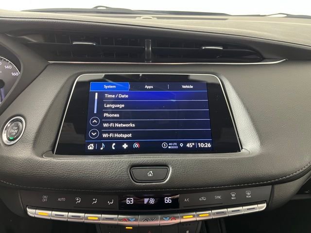 Used 2023 Cadillac XT4 Luxury w/ Cold Weather Package AWD/4WD image 32