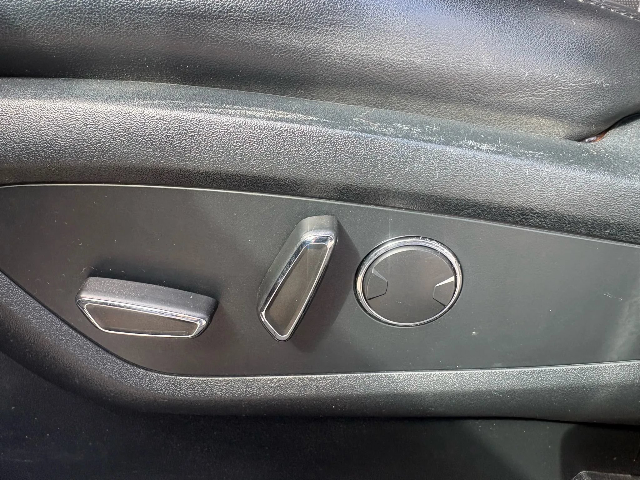Used 2018 Lincoln MKX Reserve AWD/4WD image 24