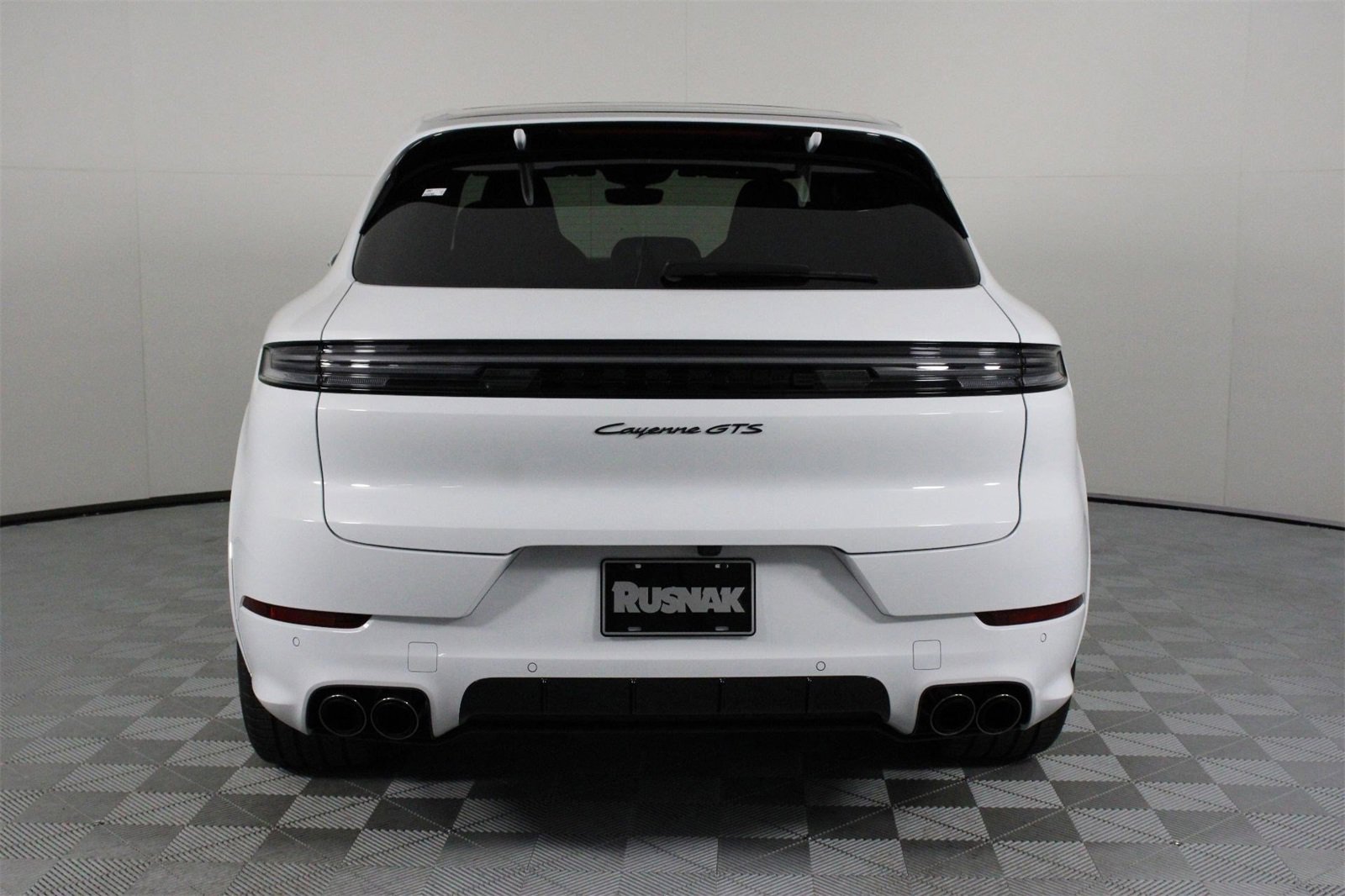 New 2026 Porsche Cayenne GTS image 6