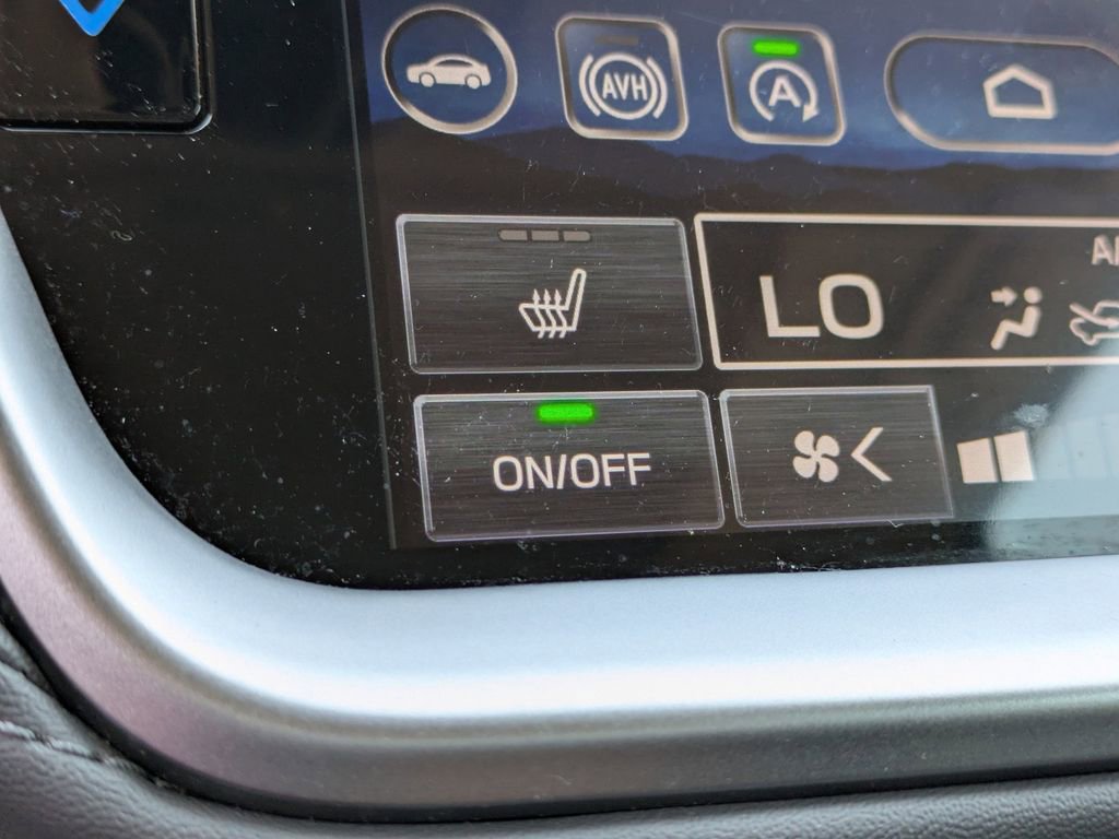 Used 2025 Subaru Outback Onyx Edition image 25