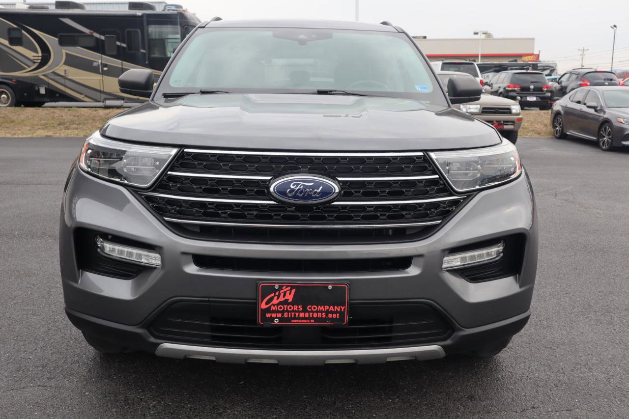 Used 2021 Ford Explorer XLT w/ Equipment Group 202A image 21