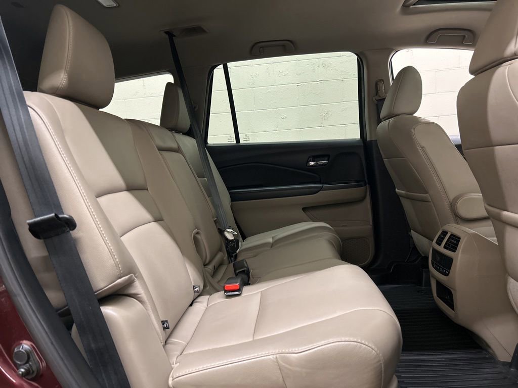 Used 2017 Honda Pilot EX-L image 11