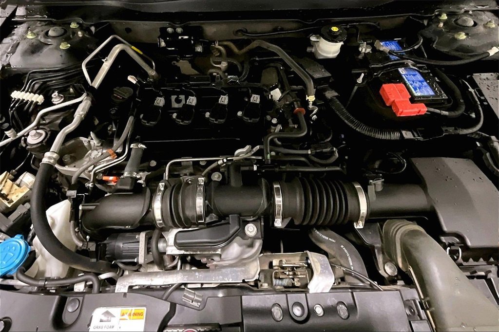 Used 2021 Honda Accord Sport image 29