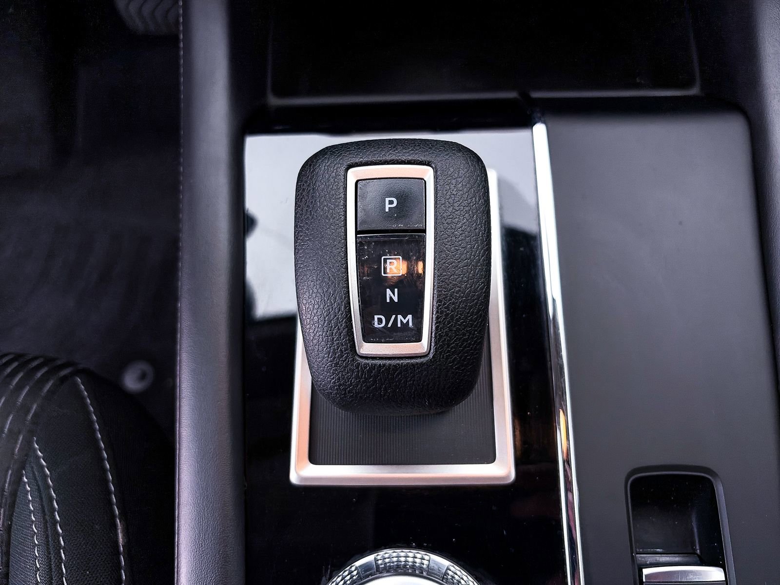 Used 2023 Mitsubishi Outlander ES FWD image 22