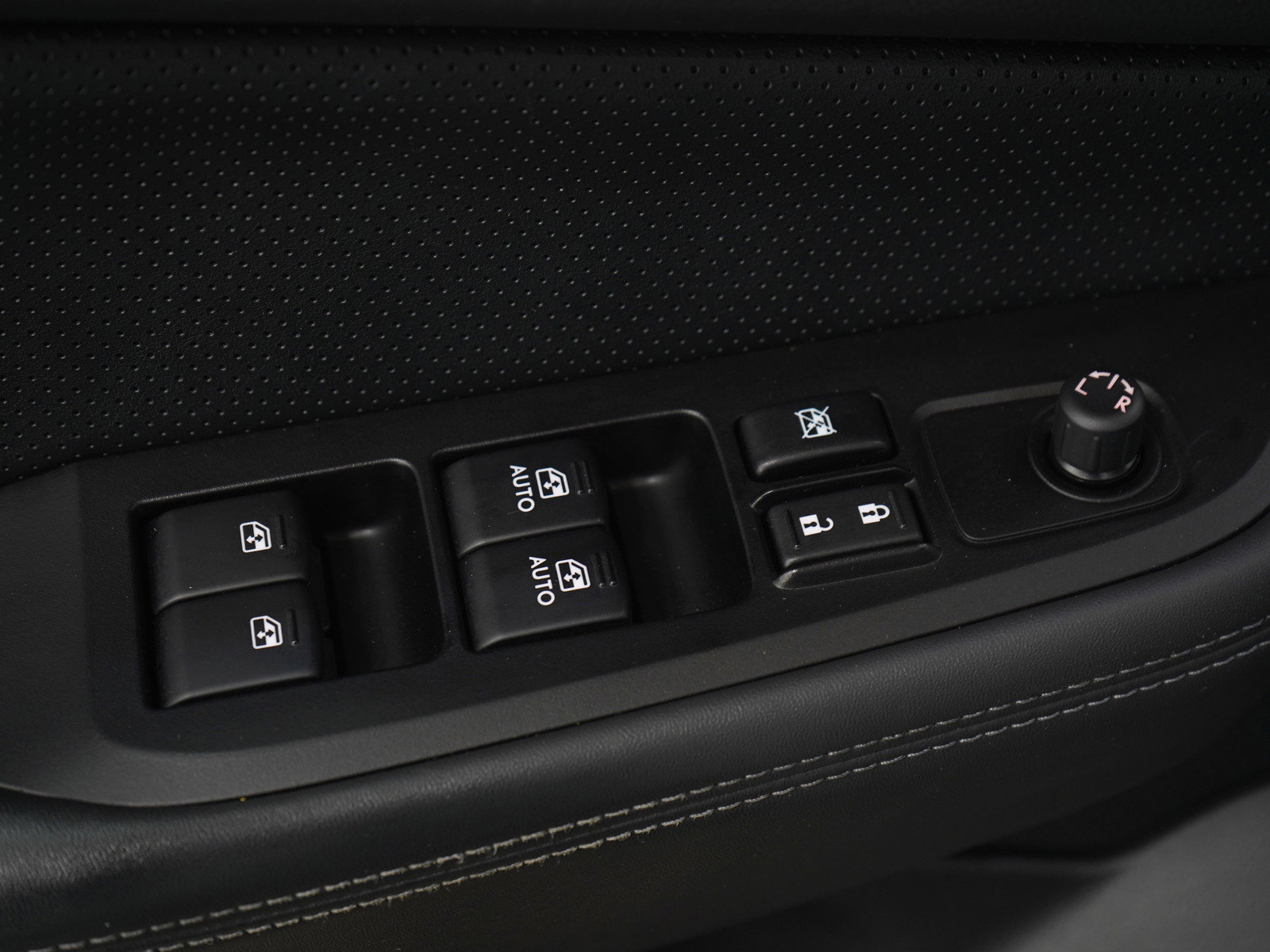 Used 2016 Subaru Outback 2.5i Limited image 22