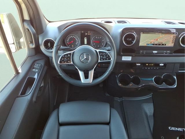 Used 2022 Mercedes-Benz Sprinter 144 Cargo image 15