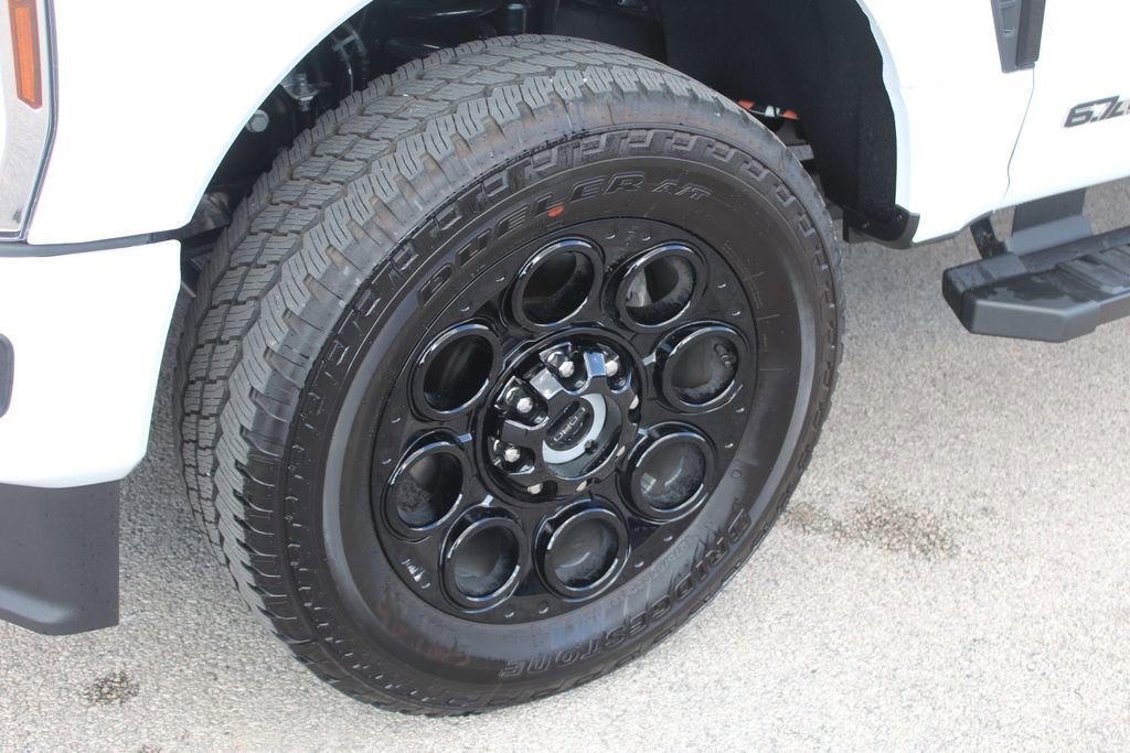 New 2026 Ford F350 XLT w/ XLT Premium Package image 6