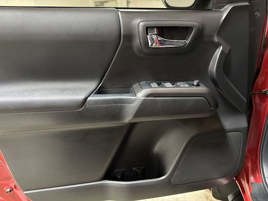 Used 2022 Toyota Tacoma TRD Sport image 20