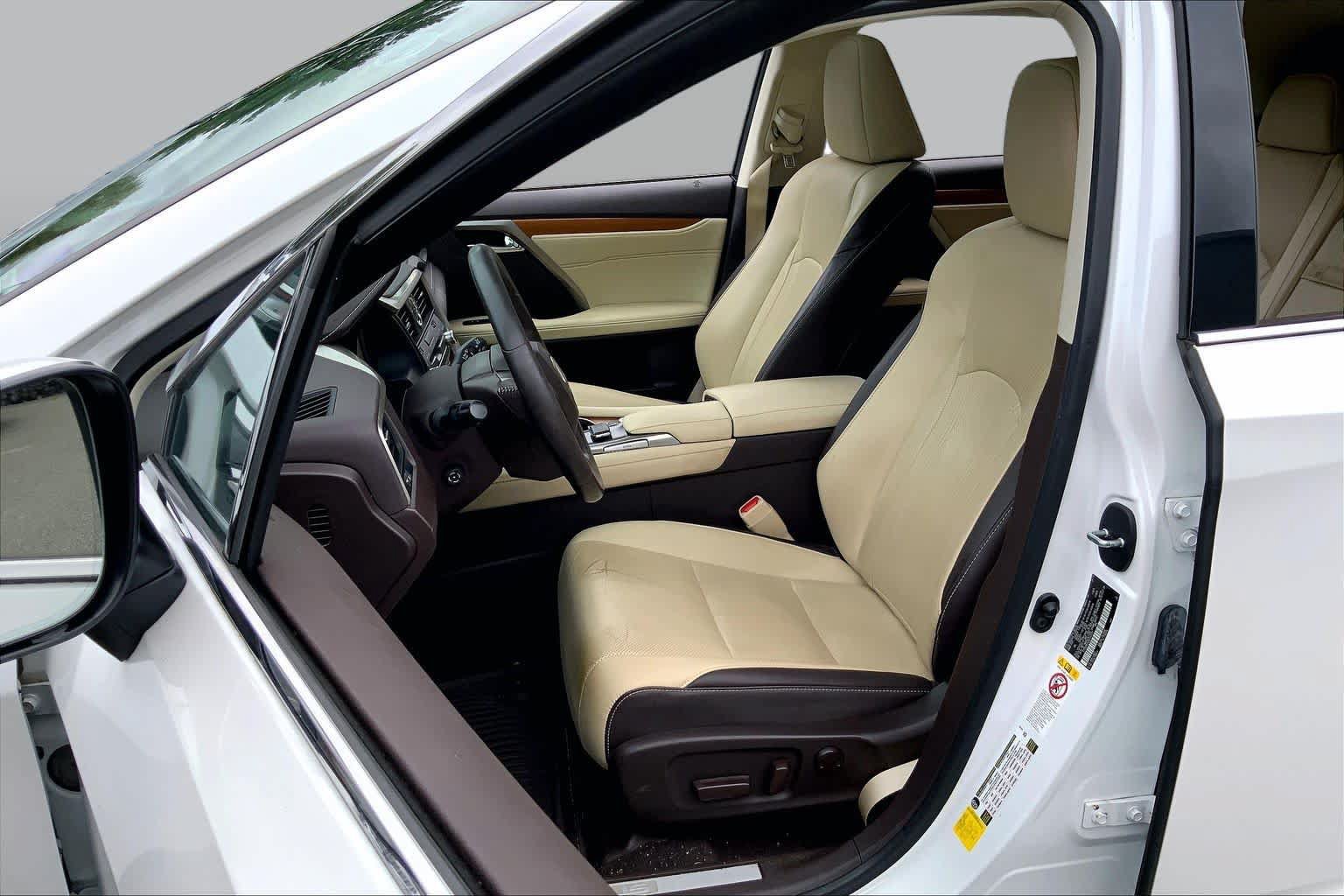 Used 2016 Lexus RX 350 AWD w/ Premium Package image 8