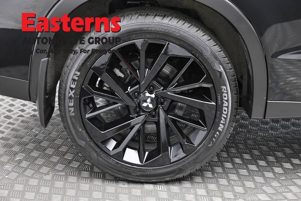 Used 2024 Mitsubishi Outlander SE AWD/4WD image 30