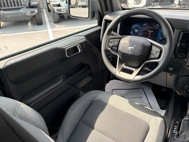 Used 2025 Ford Bronco 4-Door AWD/4WD image 31