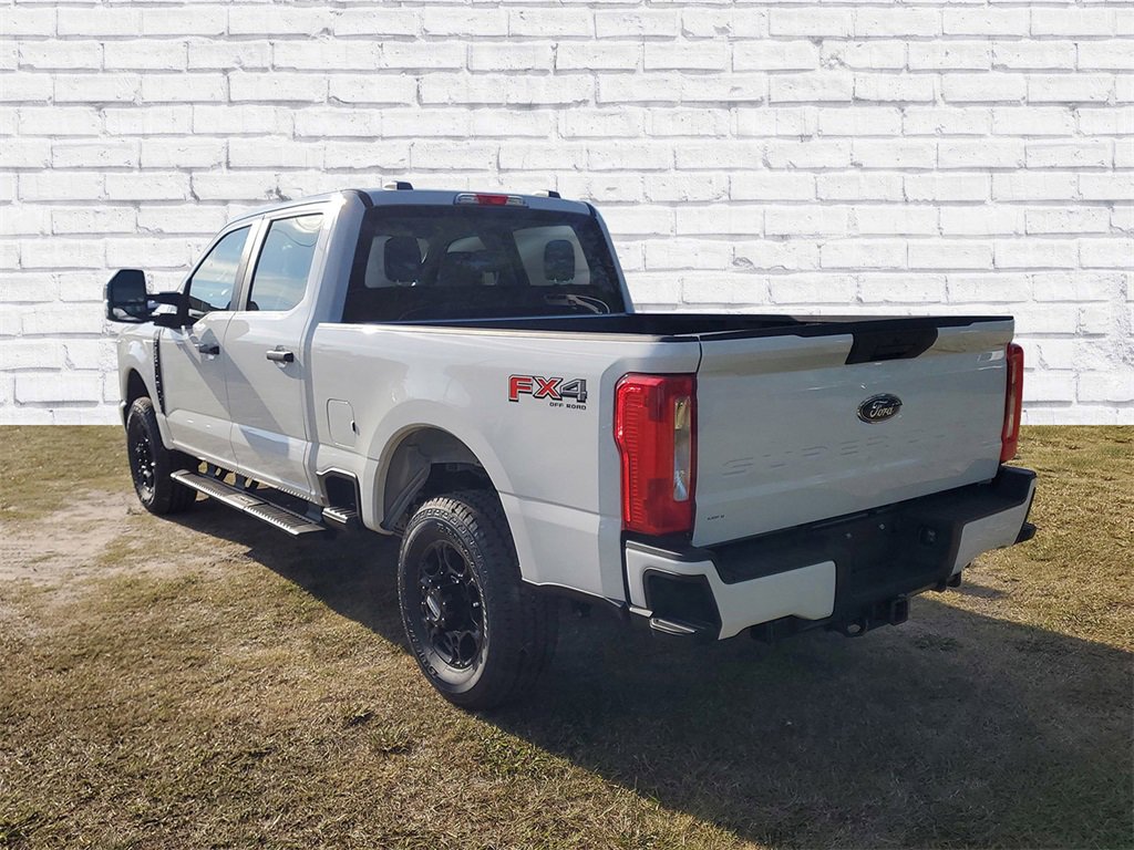 New 2026 Ford F250 XL image 3