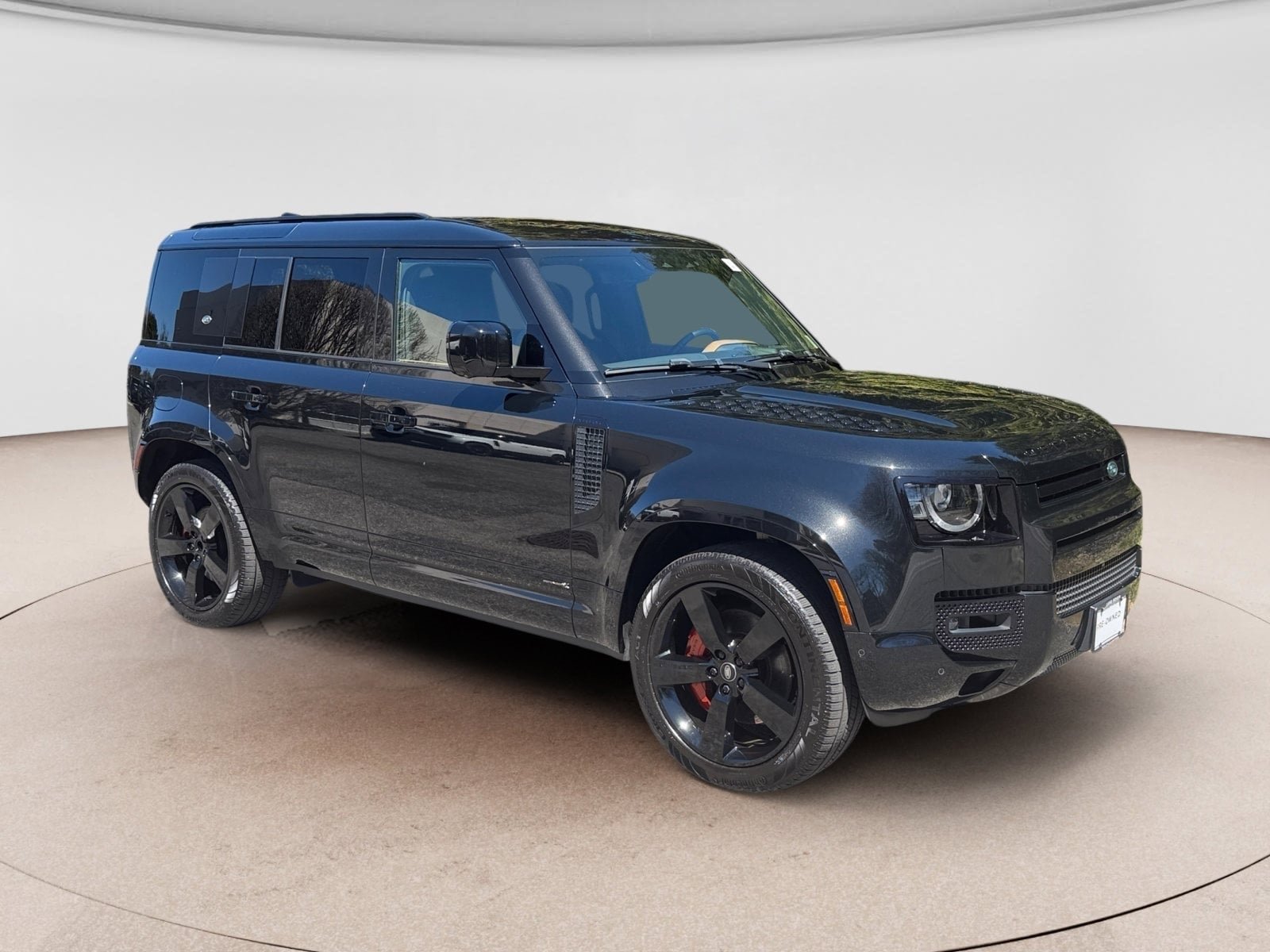 Certified 2024 Land Rover Defender 110 X AWD/4WD image 7