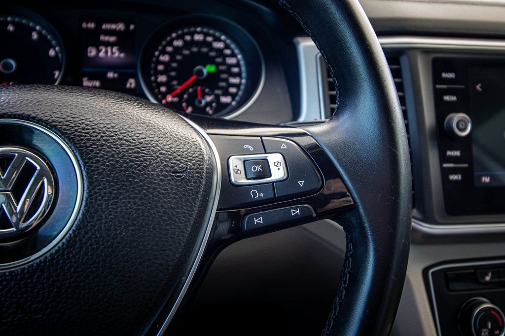 Used 2018 Volkswagen Atlas SE image 34