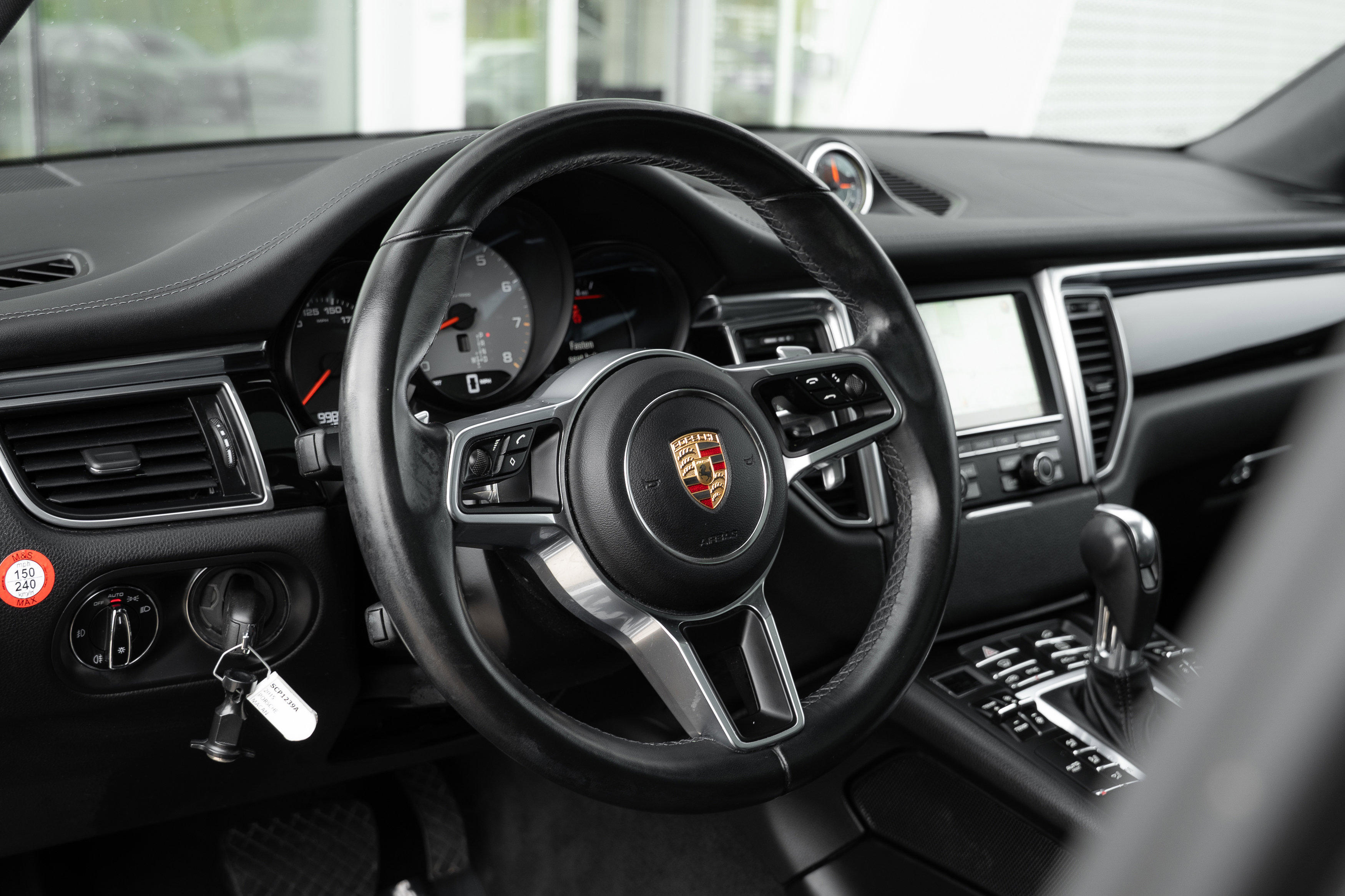 Used 2015 Porsche Macan S AWD/4WD image 11