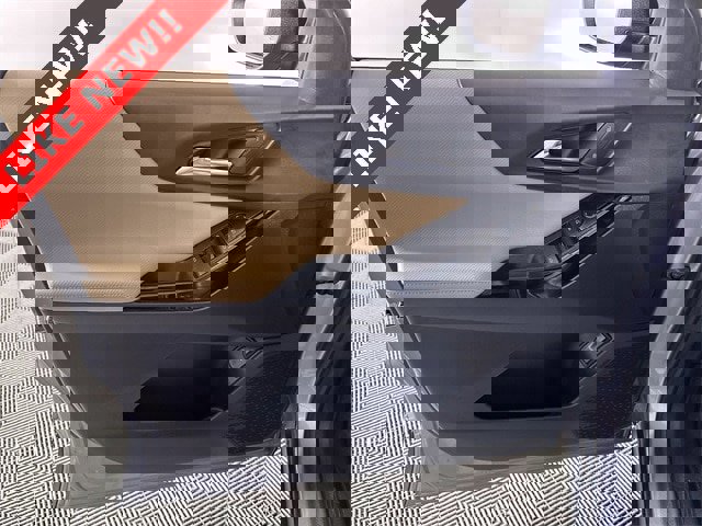 Used 2025 Chevrolet Equinox ACTIV w/ Safety and Technology Package image 23