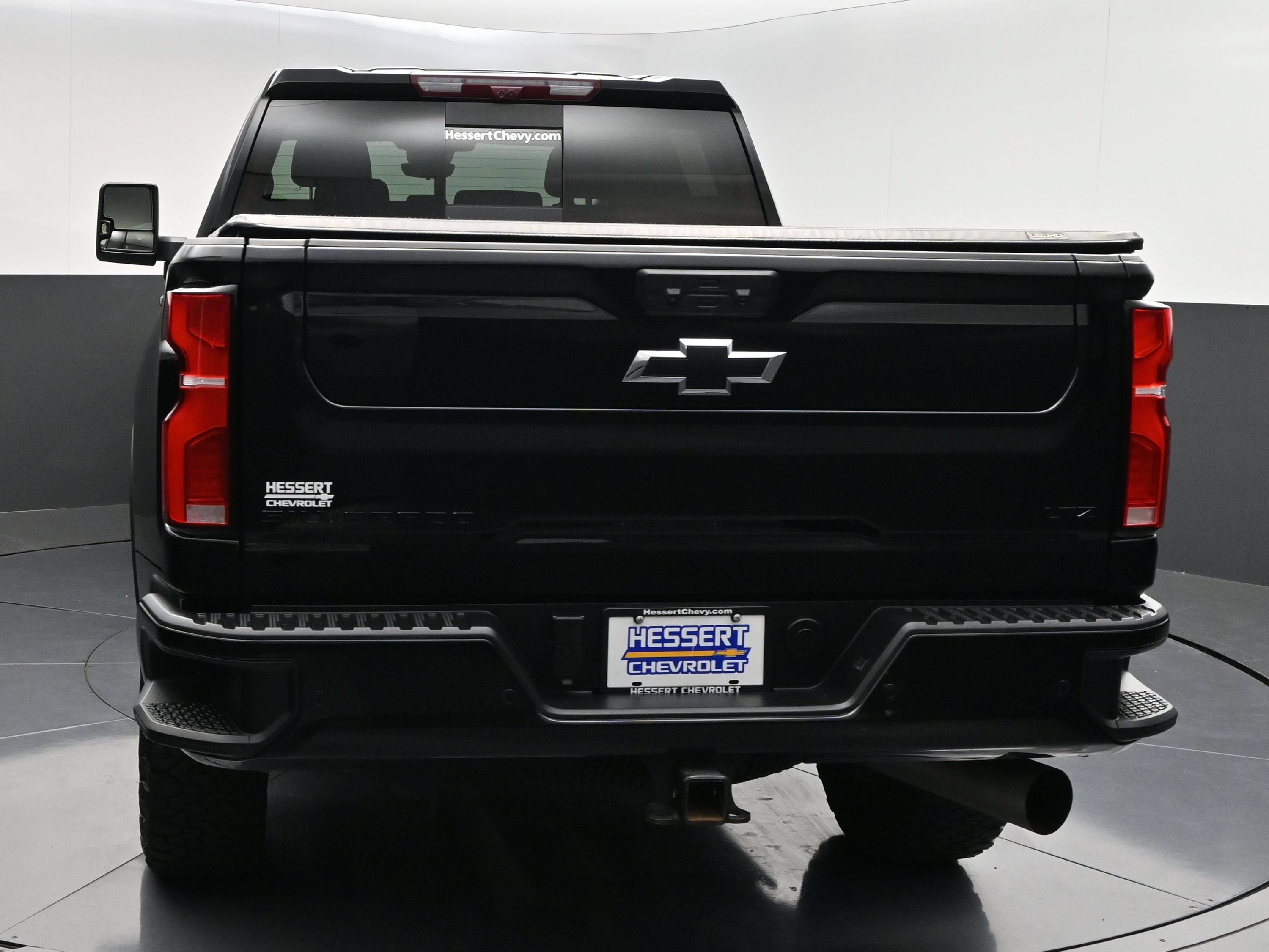 Used 2025 Chevrolet Silverado 2500 LTZ w/ Trail Boss Package AWD/4WD image 7