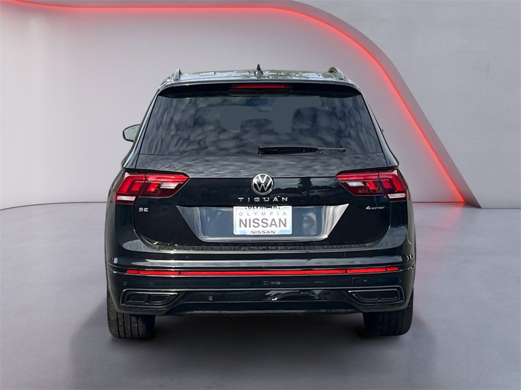 Used 2024 Volkswagen Tiguan SE R-Line image 4