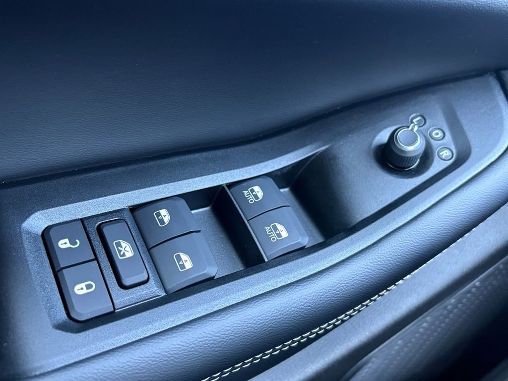 New 2026 Jeep Grand Cherokee Laredo AWD/4WD image 12